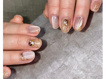 ラヴィネイル(La Vie Nail)/マグネットネイル くすみピンク