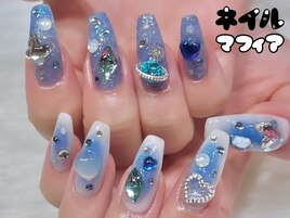 ブルーネイル/キラキラネイル