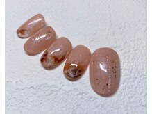 ラヴィネイル(La Vie Nail)/ベージュ/シンプルお洒落/ラメ