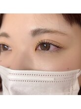 モナ(MoNa)/ピーナツロッド まつ毛パーマ