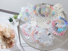 アンドメルシー(&MERCI)/カラー