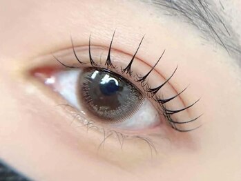 アイビューティ デイジー(Eye Beauty Daisy)の写真/―大人気まつげパーマ―〈ナチュラル上品×抜け感〉自然な目元で印象UP◎あなたに似合うまつ毛をご提案！