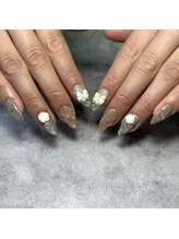 マカナネイル(makana nail)/トレンドワンフォンデザイン