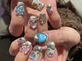 カラフルぷっくりネイル