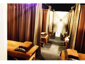 ラクラク(rakuraku)/【全室パーテーション区切り】