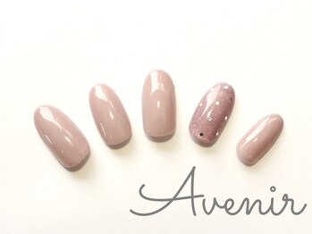 アヴィニール 表参道(Avenir)/