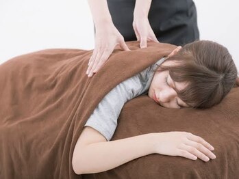 リフレッシュ和らぎの写真/《日常の喧騒を忘れ至福のひと時を♪》身体の芯からじんわり癒してくれる！慢性的な首・肩コリを徹底解消☆