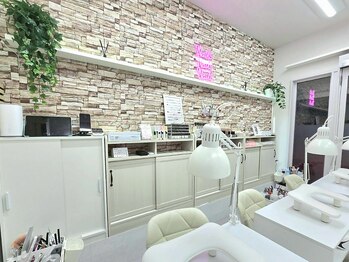 MIHANAネイルサロンの写真/指先から整える、大人女性の月一美容Day。ライフスタイルに溶け込む上品さ◆[韓国ネイル/オフィスネイル]