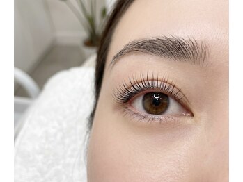 eyalash salon neu.【フラットラッシュ/まつげパーマ/パリジェンヌ】佐野の写真/「持ちが悪い」「自まつ毛が短い」などのお悩みを解決します！最新LEDエクステで理想のキープ力を実感◎