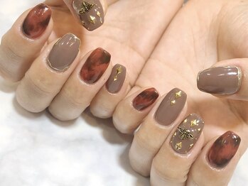 ティンク(Tink)/グレージュカラー