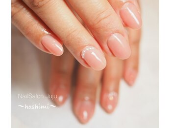 ジュジュ(Juju)/血色ピンクで身だしなみネイル