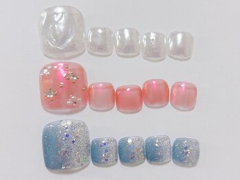 リッシュネイル 新百合ヶ丘店(riche nail)の写真/【初回オフ込★フット定額コース￥7500】フットバス＆ケアも込みなのがうれしい♪
