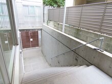 ステラ 北参道(stella)/階段降りBのインターフォンへ