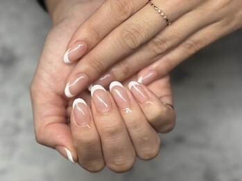 ナチュラリー エレガンス(Naturally ELEGANCE)/ネイル