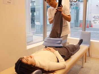 アイキュア鍼灸接骨院 キテラタウン調布(iCure鍼灸接骨院)/ストレッチで筋肉を緩める☆