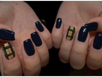 ネイルアンドアイラッシュスタジオ シュシュ(chouchou)/チェック柄ブラックネイル