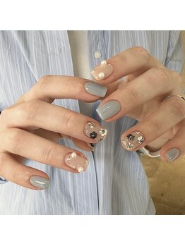 トレンチ(TRENCH)の写真/ショートネイルで可愛く洗練された指先を演出☆シンプル～個性派デザインまで豊富なデザインはブログにて♪