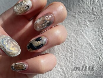 ミリネイルズ(milli nails)/質感と差し色ブラック