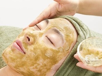 ラ ピラティス 北見店(La pilates)の写真/\剥離&ダウンタイム無/ハーブピーリング&生酵素¥14300◎すっぴんもキレイに!【ハーブピーリング】