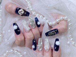 痛ネイル　手描き　ロゴ　バラ