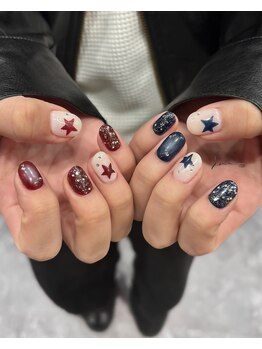 シー(SHE)/アシメントリーネイル