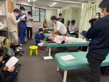 用賀駅前整骨院 鍼灸マッサージ院/勉強会を行なっております！