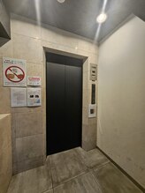 彗星蘭 浅草店/エレベーターにお乗りください