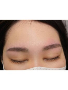 アイブロウメニューがあるサロン