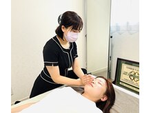 フラワーの雰囲気（小顔矯正でお顔のバランス整えます）