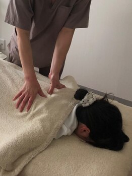 りふの写真/【ガチガチの首肩に効く★深圧×筋膜リリース】グアサーで筋膜や深部にアプローチし首肩の可動域UP♪