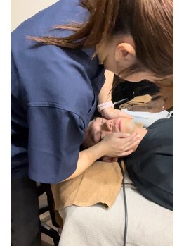 カドル 福岡天神店(KADORU)/小顔矯正 小顔整体サロン KADORU