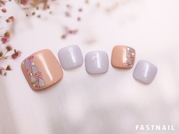 ファストネイル ロコ 春日店(FASTNAIL LOCO)の写真/【夏本番!!】≪シンプルフットジェルネイル6930円～/フットバスも追加可≫指先を賢く可愛くきれいに彩る☆