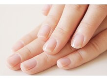 プリナチュール 仙台店の雰囲気（お仕上げは自爪風マニキュア8種類から追加費用なく選べます！）