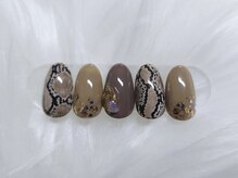 イング(+ Ing)/パイソン