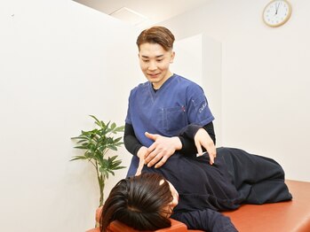 整体院ニコットの写真/本気でドレス姿を美しくしたいあなたに。天使の羽が作る美姿勢で、自分史上最高の輝きを叶えます。