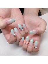 ネイキッド (NaKid)/バタフライチャーム