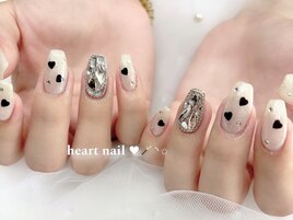 キラキラハートネイル