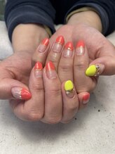 ヘアーアンドネイル ルシア(Hair&Nail Lucia)/ちょっと豪華にフレンチネイル