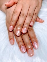 アムルーズ(Amoureuse)/ドット柄ネイル♪