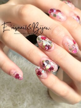 イリスネイル アンド ビジュー(E’risnail&Bijew.)/ハートグリッターのラメグラデ