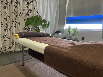 神ほぐし/広々した店内でゆったり施術♪