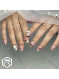 ガーリーネイル