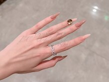 トゥートゥー(TOUTOU)/肌馴染みピンクxキラキラネイル