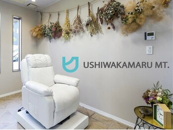 ウシワカマルエムティードット(USHIWAKAMARU MT.)の写真/【富士駅より徒歩3分】美容室併設!!完全個室のプライベート空間で目元のおしゃれを叶える☆★