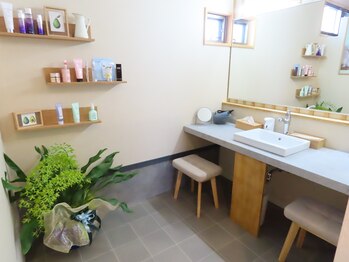 ビエン(美艶 b.en)/メイクルーム