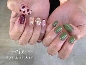 アテ(ate)/クリスマスアシメデザイン