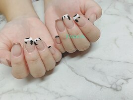 牛柄ネイル