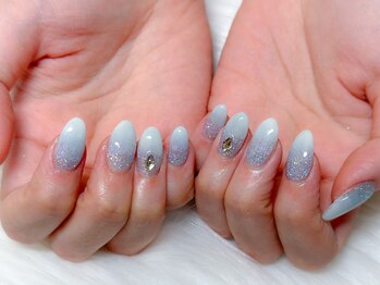 ルアナ(Luana.)/ラメ×白グラデ