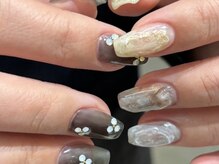 ラクエ(Laque)/お花ネイル ホログラム ゴールド