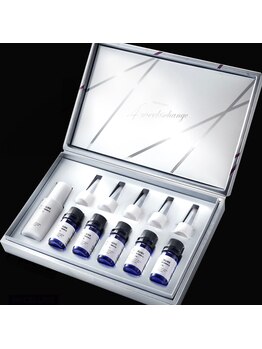 キュアラ/McCELLRIEパウダーエッセンス